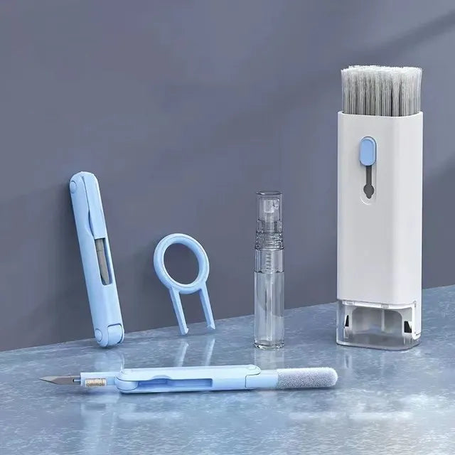 AeroClean 7-in-1 Gadget Cleaning Kit